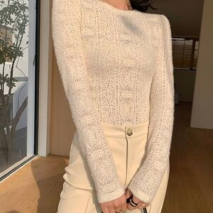 Commense Ivory Lace Knit Top